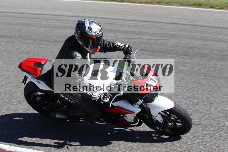 /Archiv-2025/48 25.08.2025 Cornu Master School ADR/gruen-vert/115